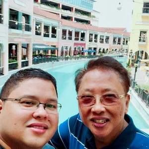 Meet your Posher, Carlo-grace